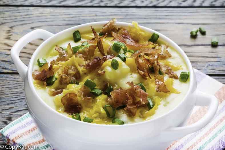 Bowl of Bennigan's Baked Potato Soup.