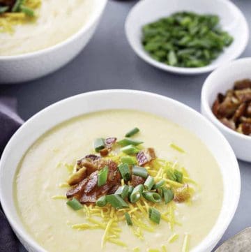 Bowl of Machine Shed Baked Potato Soup