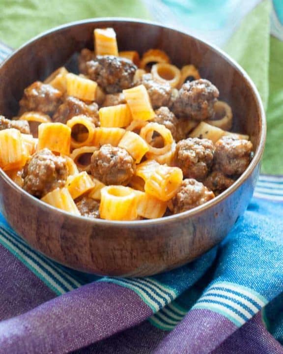 Make your own homemade Spaghettios with this copycat recipe.