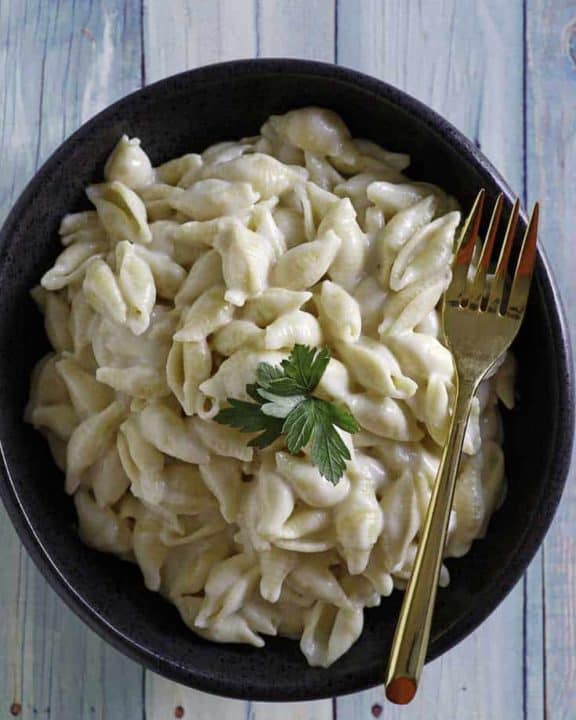 Homemade Panera Bread Macaroni and Cheese in a bowl.