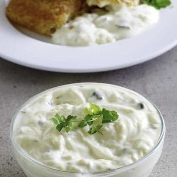 creamy tartar sauce recipe in a small bowl