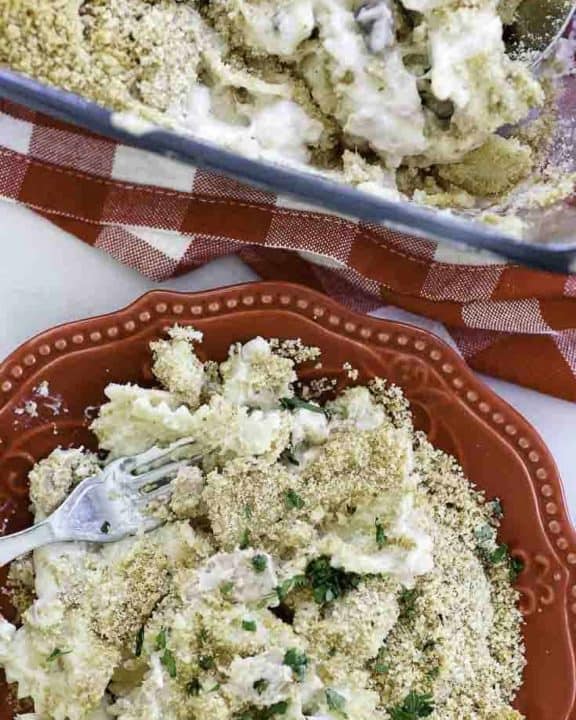 cheesy tuna noodle casserole with bread crumb topping