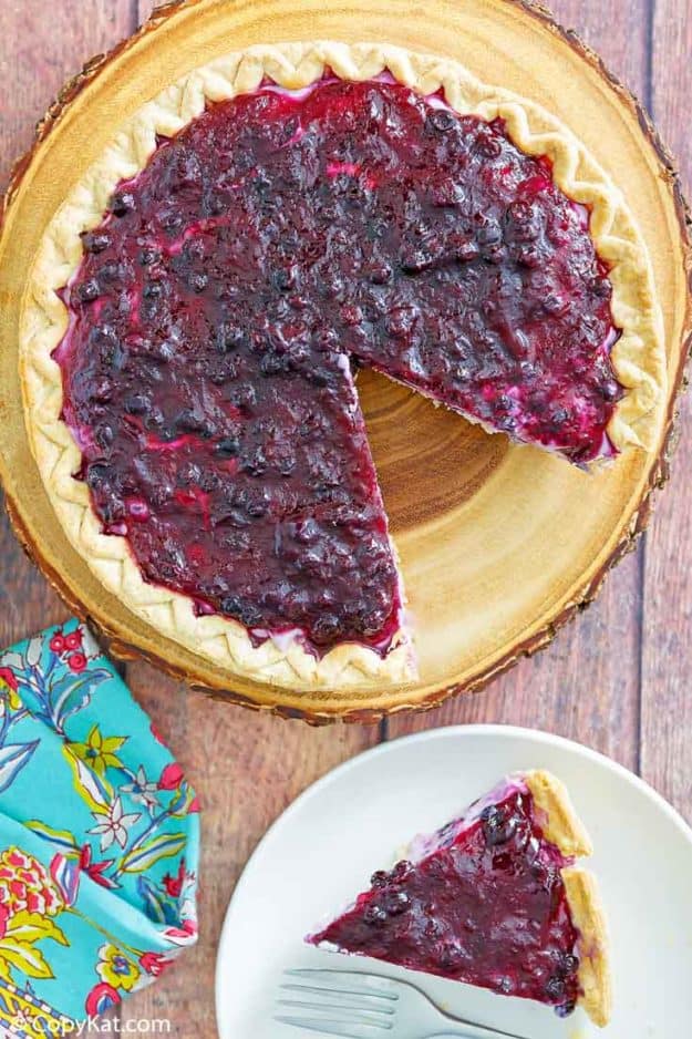 Easy Blueberry Cream Cheese Pie