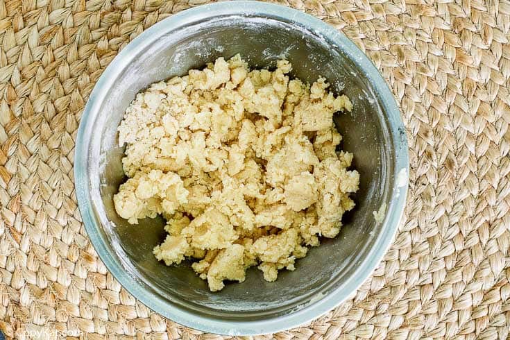 crumble topping for a Dutch apple pie