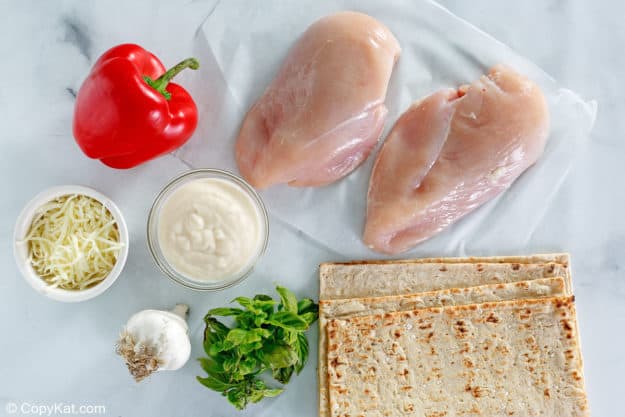 Olive Garden grilled chicken flatbread ingredients