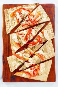 overhead view of homemade Olive Garden grilled chicken flatbread