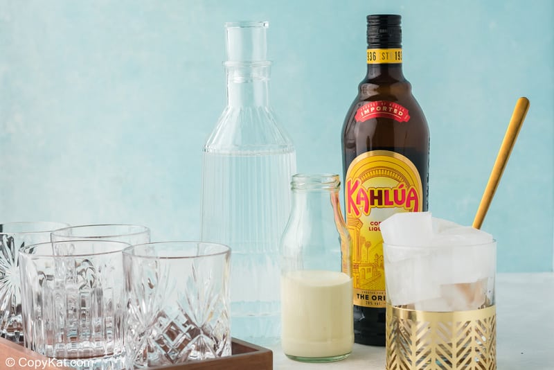 White Russian drink ingredients