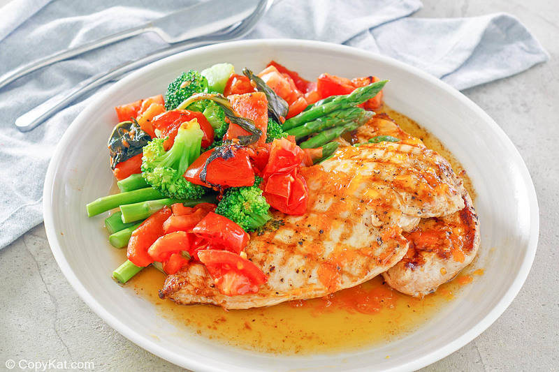 a plate of copycat Olive Garden Venetian Apricot Chicken