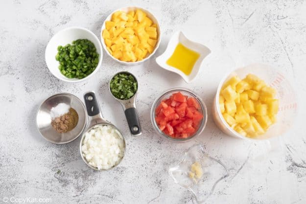 pineapple mango salsa ingredients