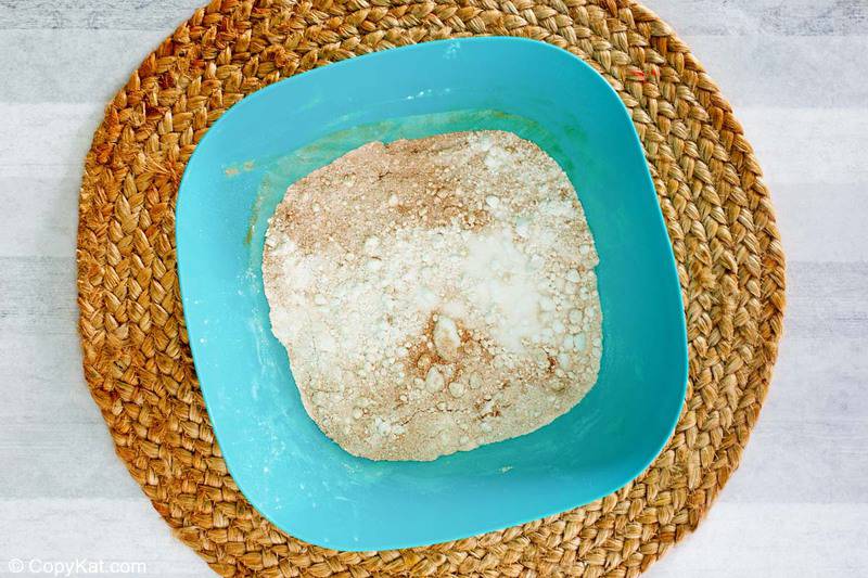 donut muffins dry ingredients mixture in a bowl