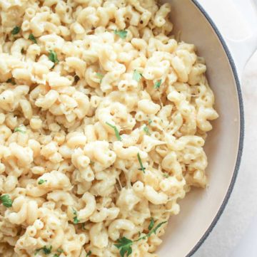 overhead view of white cheddar mac and cheese in a serving dish