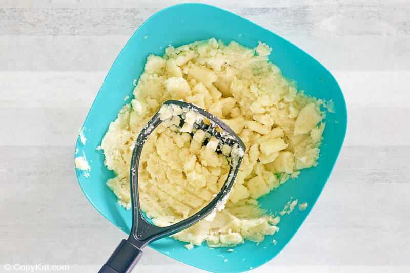 mashed potatoes for gnocchi in a bowl