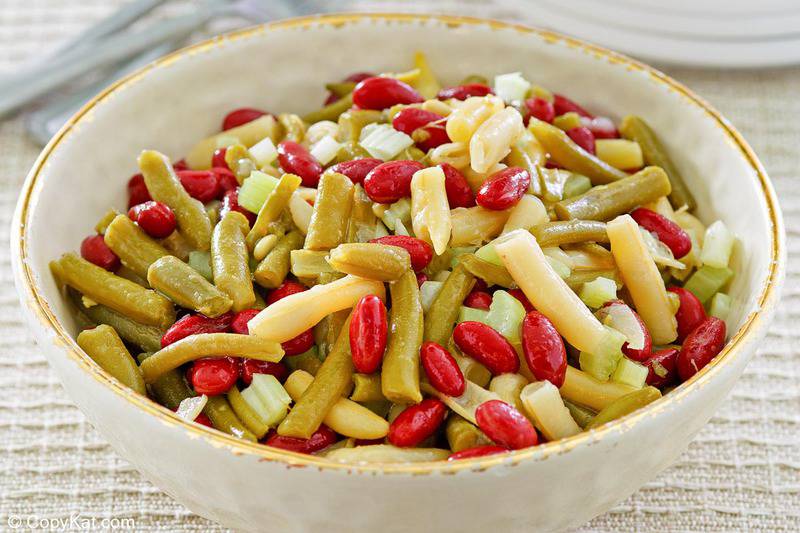 a bowl of three bean salad