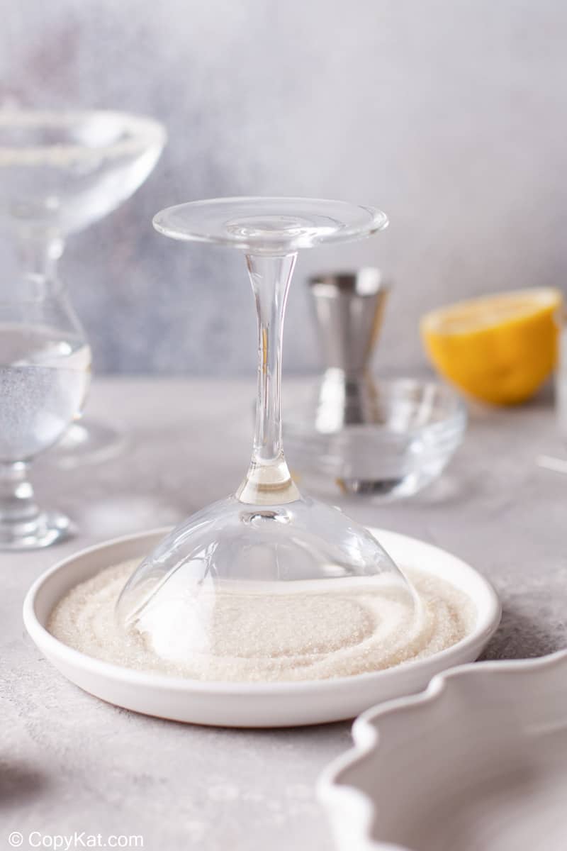 dipping a martini glass in sugar