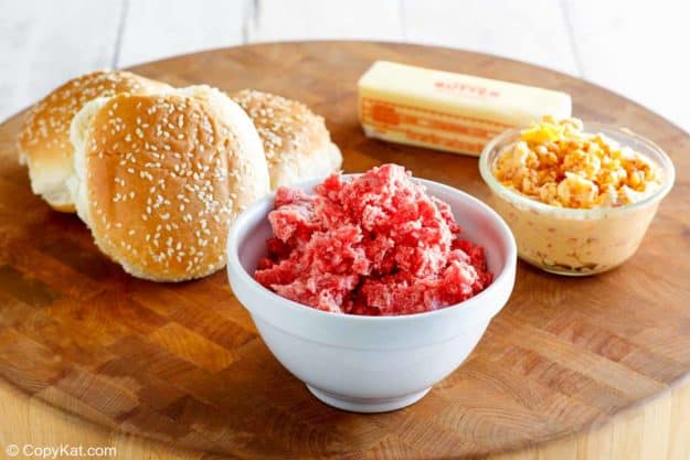 pimento cheese burgers recipe ingredients.