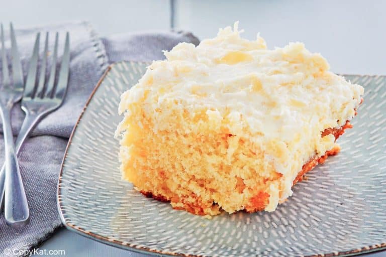 Southern Pig Pickin’ Cake with Mandarin Oranges