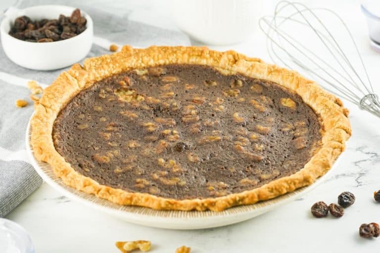 Chess Pie with Nuts and Raisins