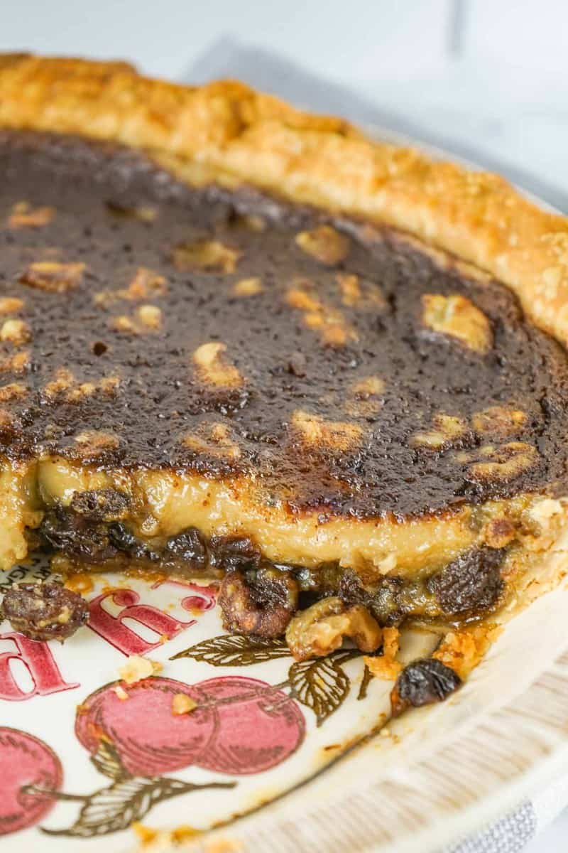 chess pie in a colorful pie plate.