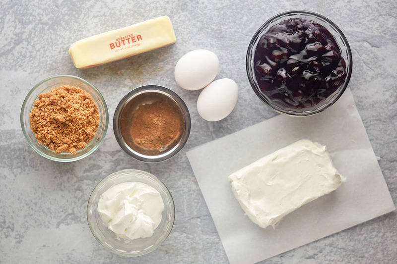 blueberry cheesecake bars ingredients.