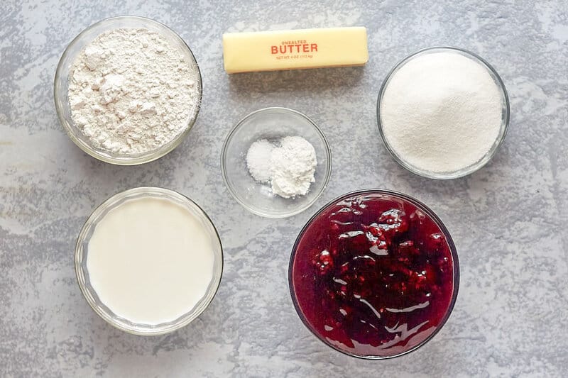 easy blackberry cobbler ingredients.
