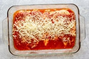 chicken parmesan before baking.