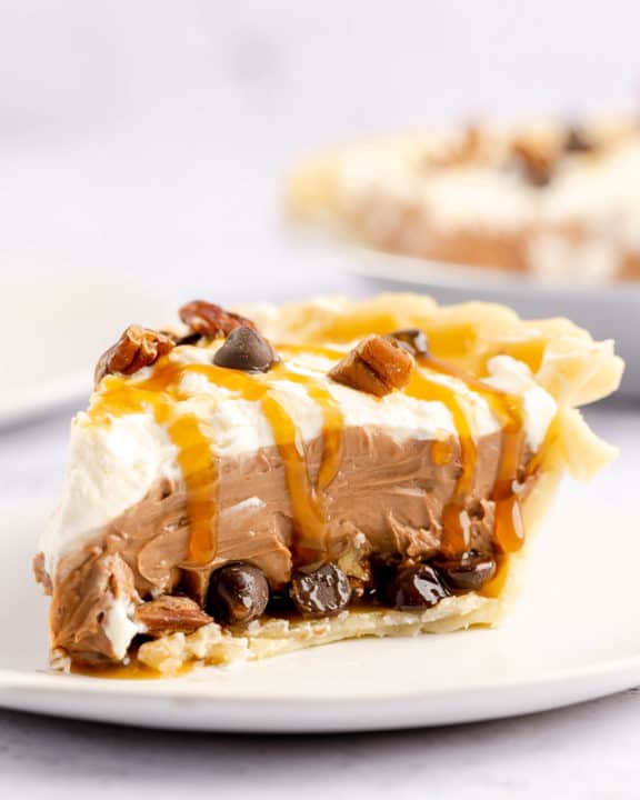 turtle pie slice on a plate.