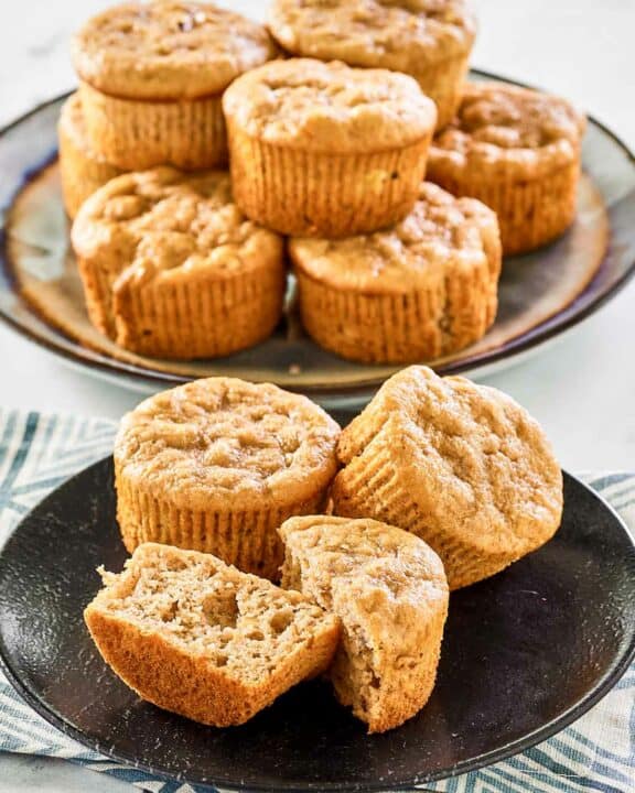 Copycat Otis Spunkmeyer banana nut muffins on plates.