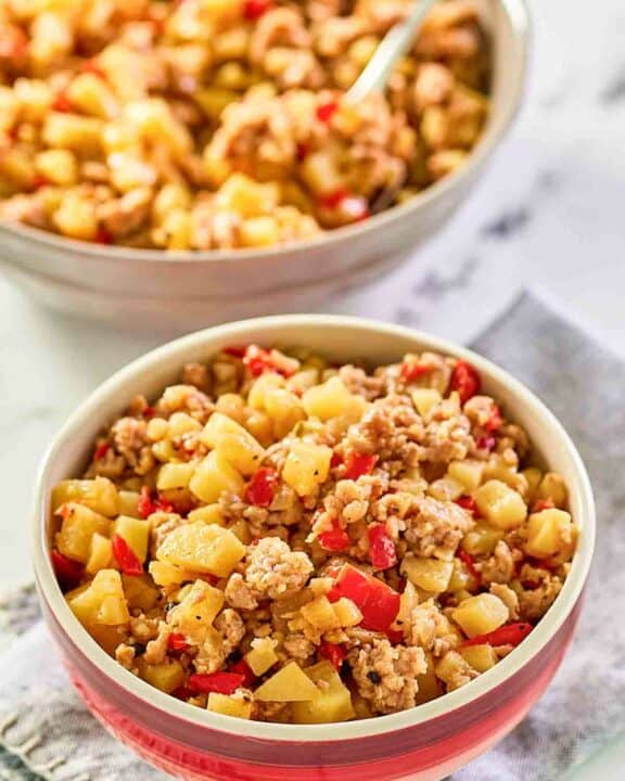 Sausage hash in two bowls.