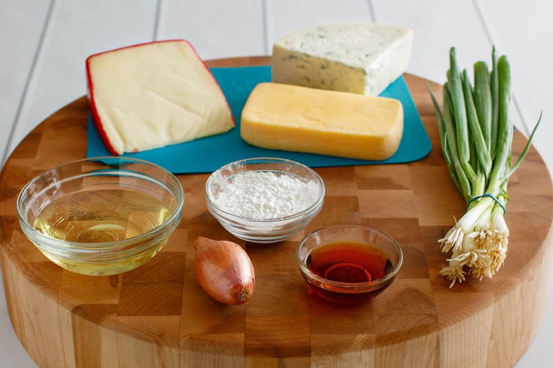 Copycat Melting Pot Wisconsin trio cheese fondue ingredients.